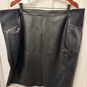 Vero Moda Elegant Faux Leather Pencil Skirt